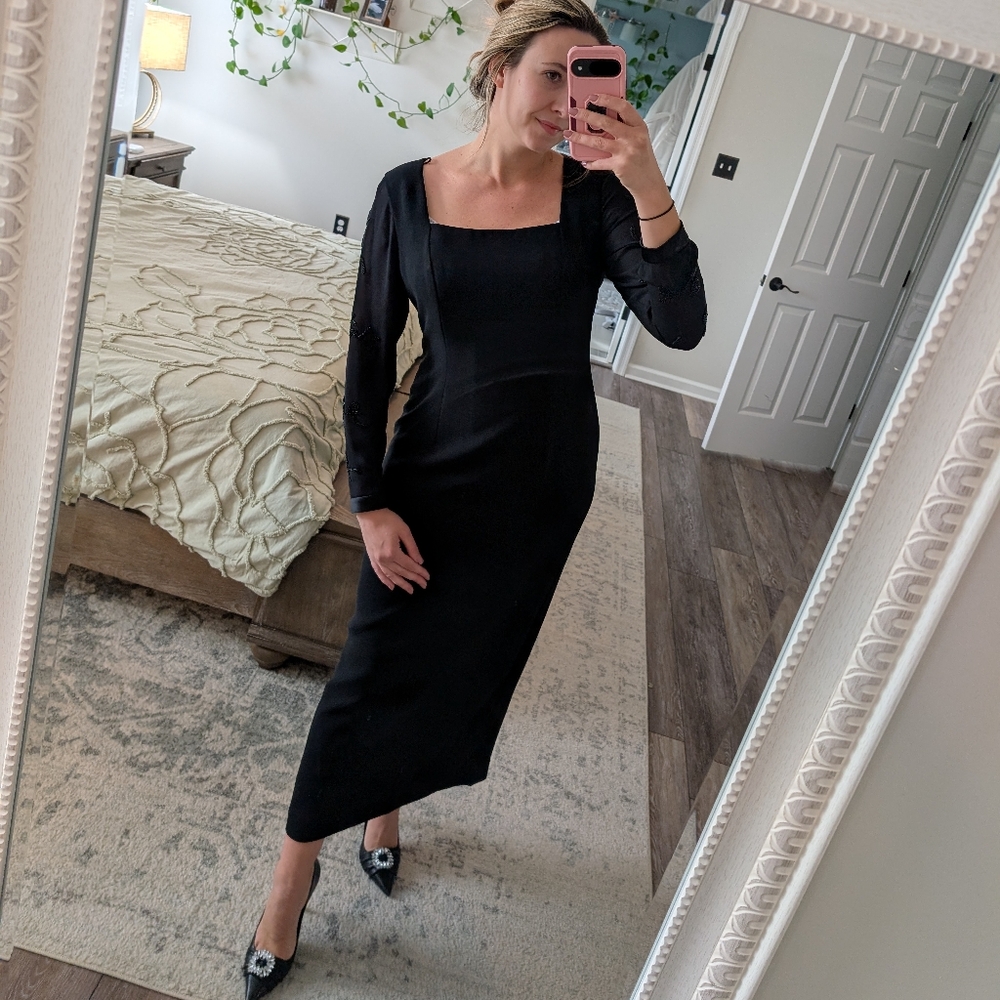 Donna Morgan black button back evening gown size 10